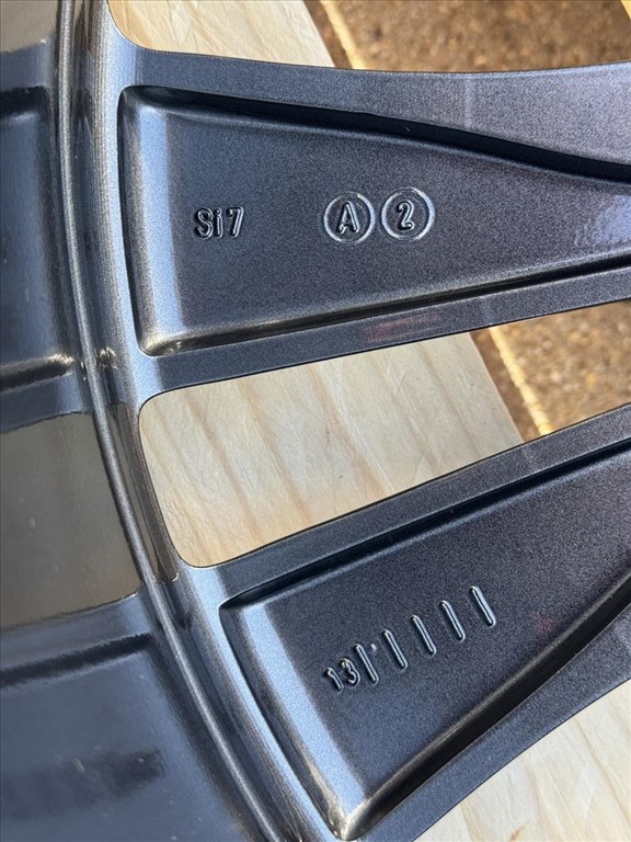 R20 5x120 Original Opel Insignia 8.5J ET45 OE 13258242 gyári alufelnik 14. kép