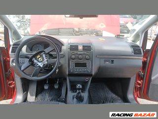 Volkswagen Touran I Vészvillogó Kapcsoló *136724*