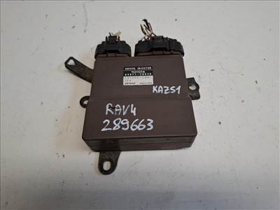 Toyota Rav 4 (XA20) injektor vezérlő 8987120030