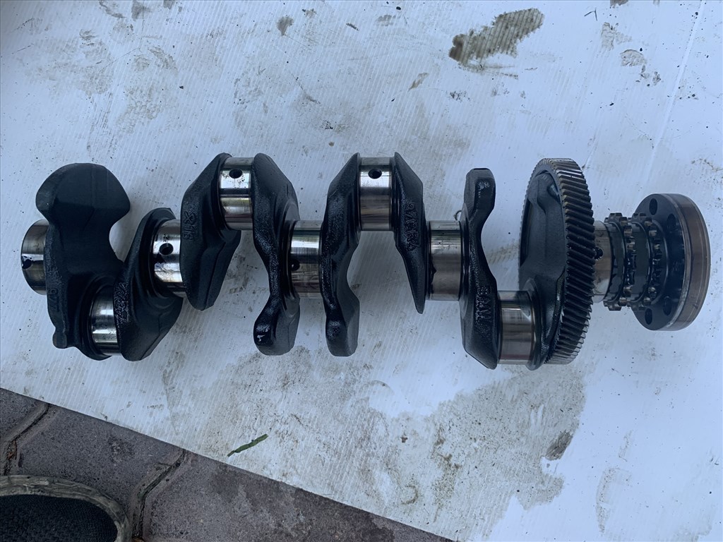 BMW főtengely n47 n47d20 (GYÁRI) 1 2 3 4 5 X3 e90   11217797975 1. kép