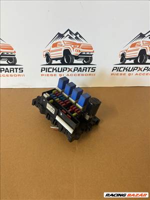 Biztosítéktábla Nissan Navara D22