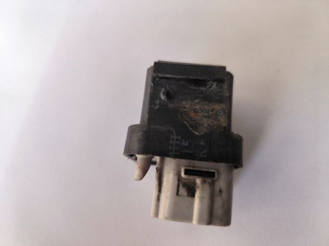 Toyota Yaris (XP90) izzítórelé  2861067010 5. kép