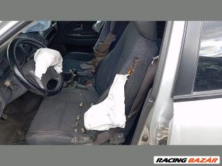 Volvo V40 Vészvillogó Kapcsoló *146332* 2. kép