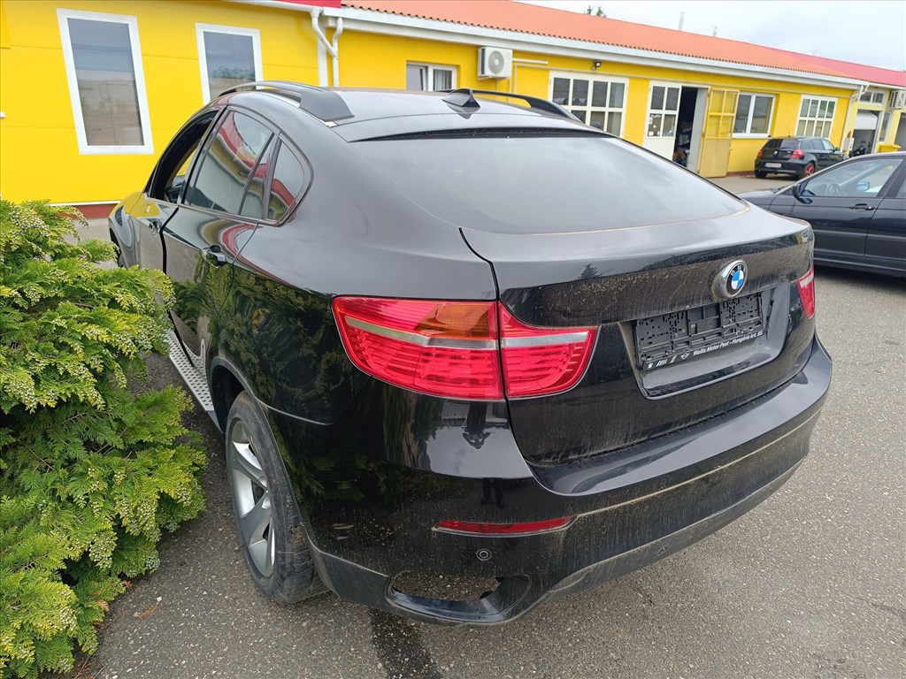 BMW X6 (E71/E72) bontott alkatrészei 3. kép