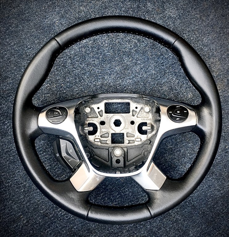 Eladó Ford Transit Tourneo, Connect, Custom hibátlan kormányok. Bp/posta 3. kép