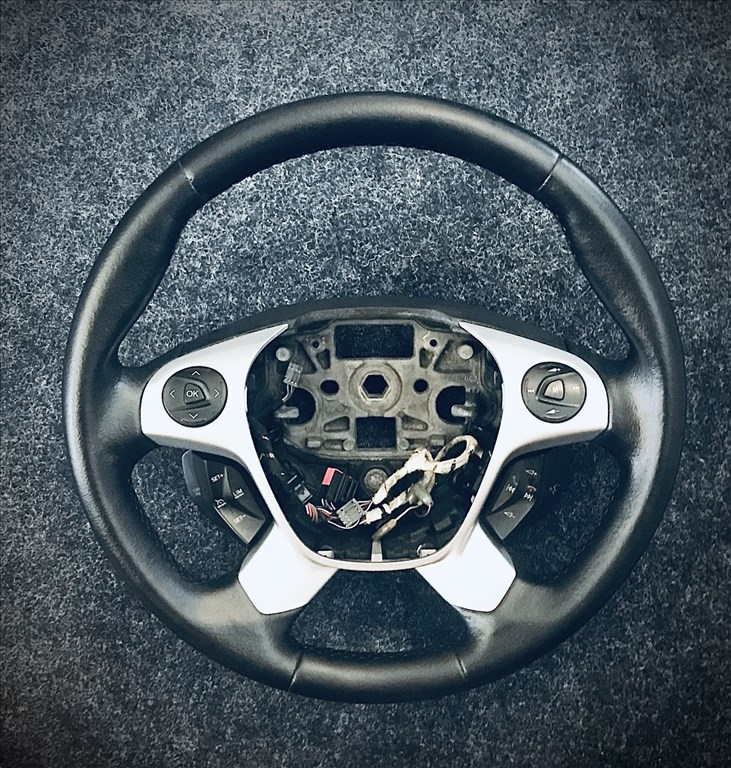 Eladó Ford Transit Tourneo, Connect, Custom hibátlan kormányok. Bp/posta 4. kép