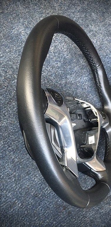 Eladó Ford Transit Tourneo, Connect, Custom hibátlan kormányok. Bp/posta 7. kép