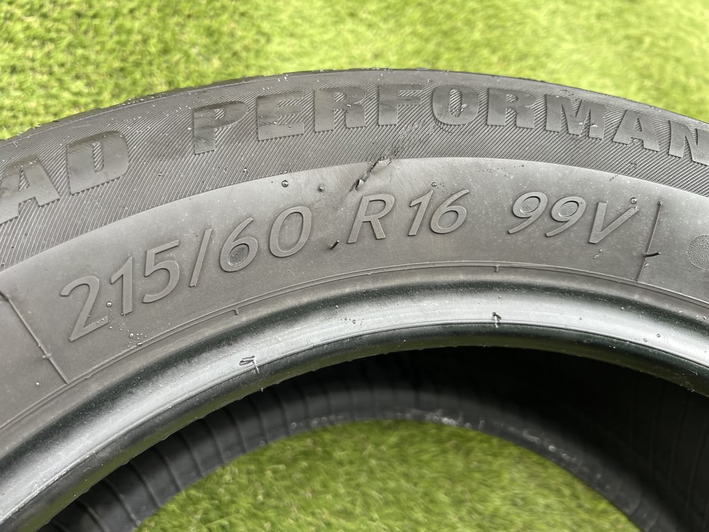 215/60 R16 Riken RoadPerformance nyári gumi 5,5mm 6. kép