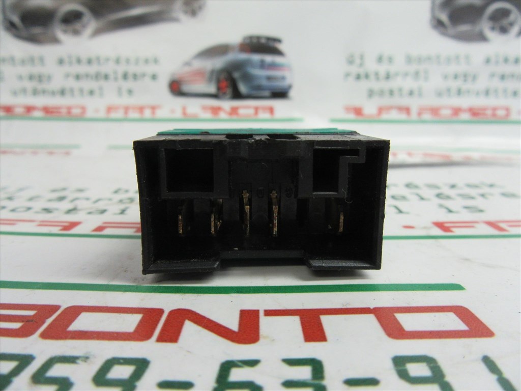 Lancia Musa jobb első ablakemelő kapcsoló 2. kép