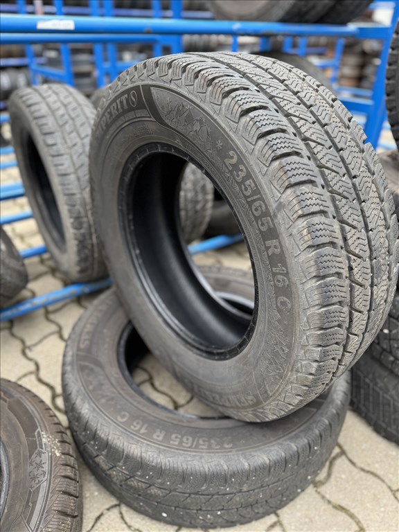 235/65 R16c Semperit Van-grip 3 115/113R l DOT4921 l 6mm l 2db 2. kép