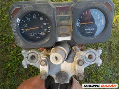 YAMAHA RD 80 LC MKP.-RÓL :43000 KM-T HASZNÁLT GYÁRI MŰSZERFAL ELADÓ