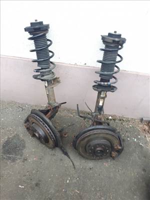 Skoda Octavia 1,6 Crtdi tengelycsonk kpl /futómű/