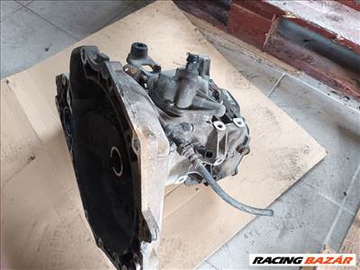 Opel Corsa E 1.4 ECOTEC (90 Hp) start/stop Váltó 374 8003