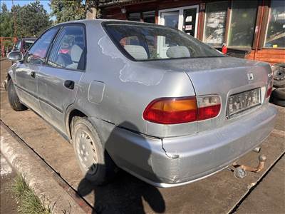 Honda Civic 1.5i bontott alkatrészei