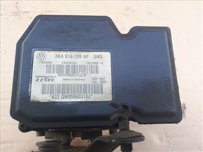 Volkswagen Passat B7 ABS kocka