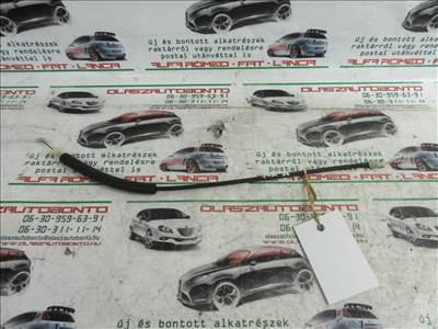 Alfa Romeo Giulietta jobb első zárszerkezet-külső kilincs közötti bowden