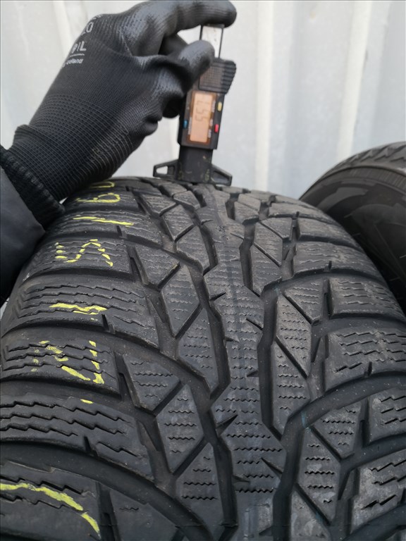 215/60 R16 Nokian téli gumi 40000ft a 4db/34/ 1. kép