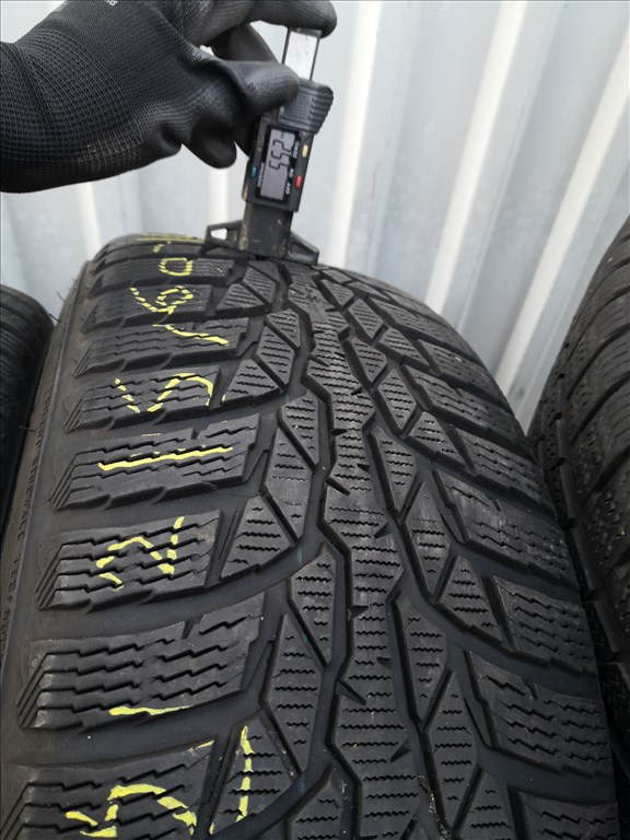 215/60 R16 Nokian téli gumi 40000ft a 4db/34/ 4. kép