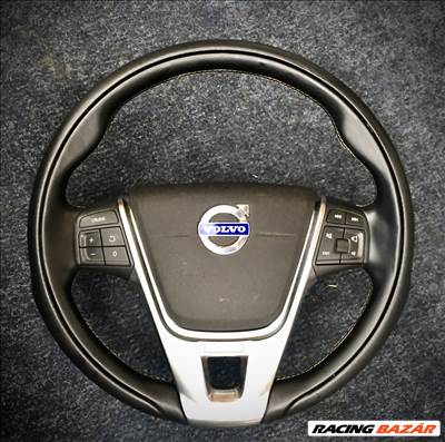 Eladó Volvo S60, S80, V60, V70, XC60, XC70 R-design kormány. akár cserélve. Bp/posta