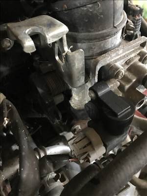 Suzuki Swift fojtószelep alapjárati motor  M13A