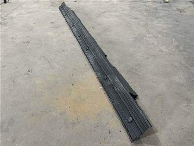 Ford Transit Tranzit MK6 MK7 Első üléssor mögötti műanyag élvédő 8473 1c15v13190je