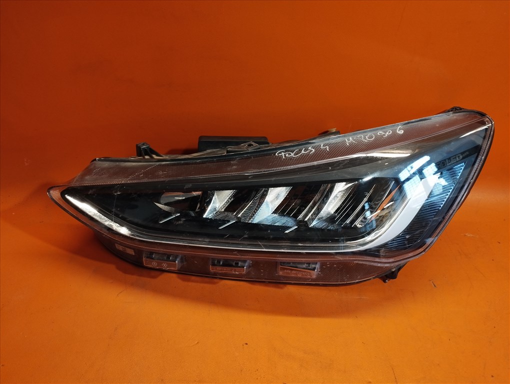 Ford Focus 4 bal led lámpa NX7B-13E015-CD  (M.80.906) 1. kép