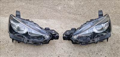 Mazda CX-3 (DJ1) halogén fényszórók d10e5130-d10e51040