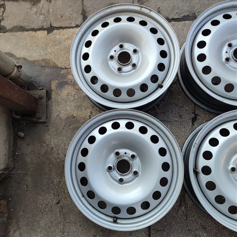 5x112 17 Gyári Volkswagen Caddy lemezfelni 78000ft a 4db/45/ 1. kép