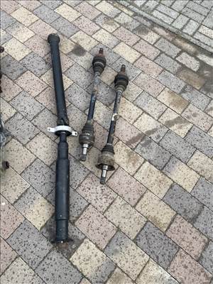 BMW X5 E70 Bmw X5 E70 gyári féltengely és kardántengely eladó 12345678 m378t8399033