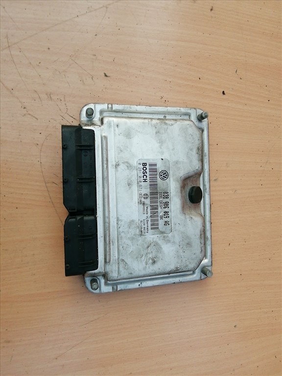 Audi, Seat, Skoda, Volkswagen 1,9 Diesel Motorvezérlő 0281010671 , 038906019AG 1. kép