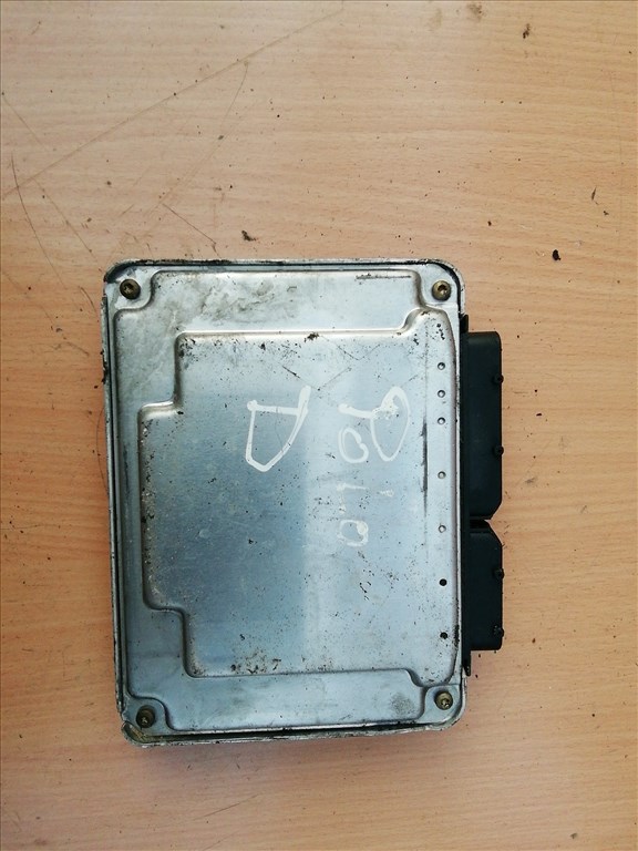 Audi, Seat, Skoda, Volkswagen 1,9 Diesel Motorvezérlő 0281010671 , 038906019AG 4. kép