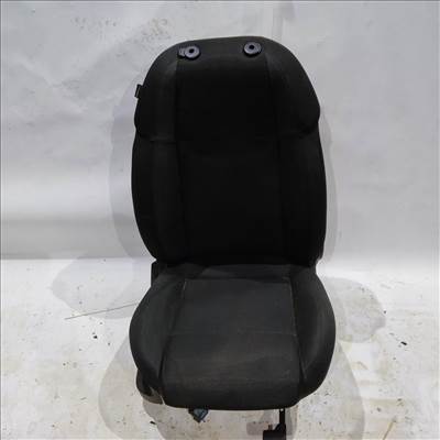 166406 Alfa Romeo Giulietta 2010-2020 jobb első szövet ülés, fejtámla ÉS légzsák nélküli!!!!