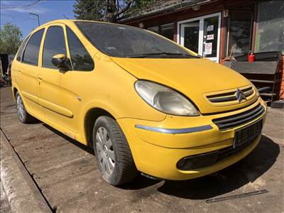 Citroën Xsara Picasso 1.6i bontott alkatrészei