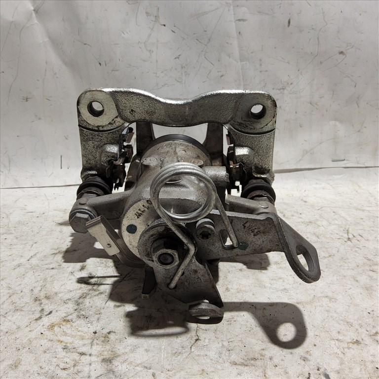 Alfa Romeo Giulietta 2010-2020 Jobb hátsó féknyereg 51877200 4. kép