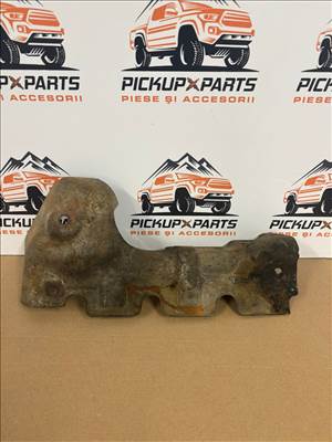 Turbó védőburkolat Nissan Navara D22