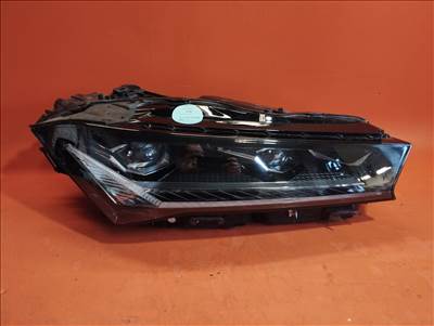 Skoda Superb 4 jobb led lámpa 3P1941016A (S67.3F.120.529R)a