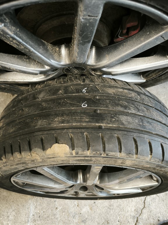  5x108, ET50 17" alufelni, rajta 225/45 használt Toyo Tires nyári gumi  4. kép