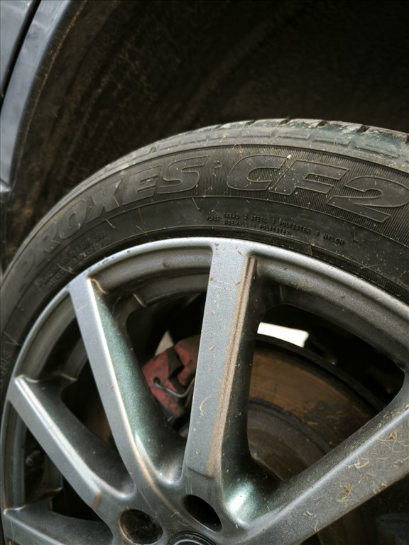  5x108, ET50 17" alufelni, rajta 225/45 használt Toyo Tires nyári gumi  7. kép