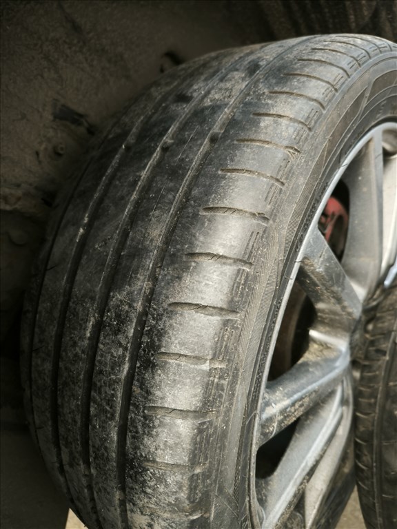  5x108, ET50 17" alufelni, rajta 225/45 használt Toyo Tires nyári gumi  9. kép