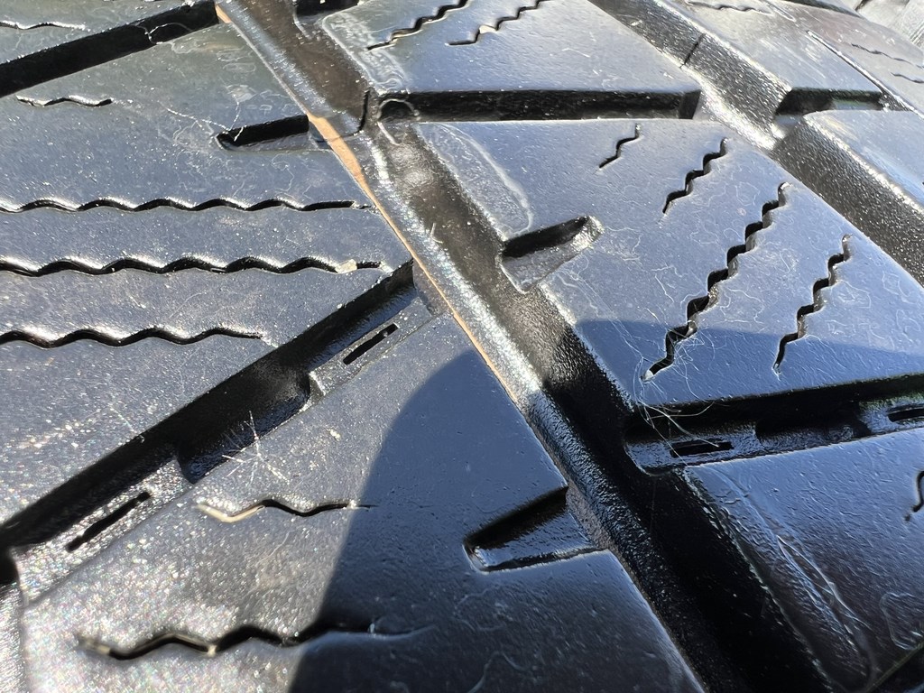 235/65 R16C Falken Eurowinter Van01 téli gumi 7mm 4. kép