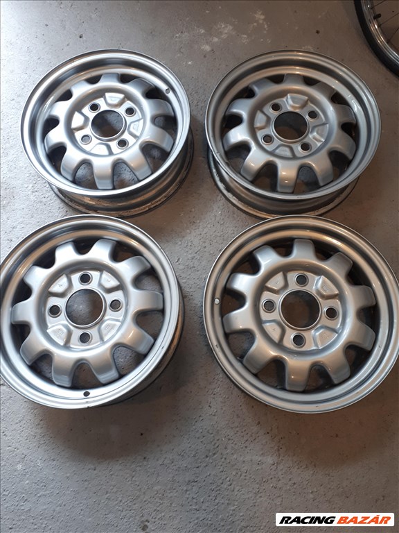  5x130 lyukosztású 4,5JJ 15" felújított lemezfelni 1. kép