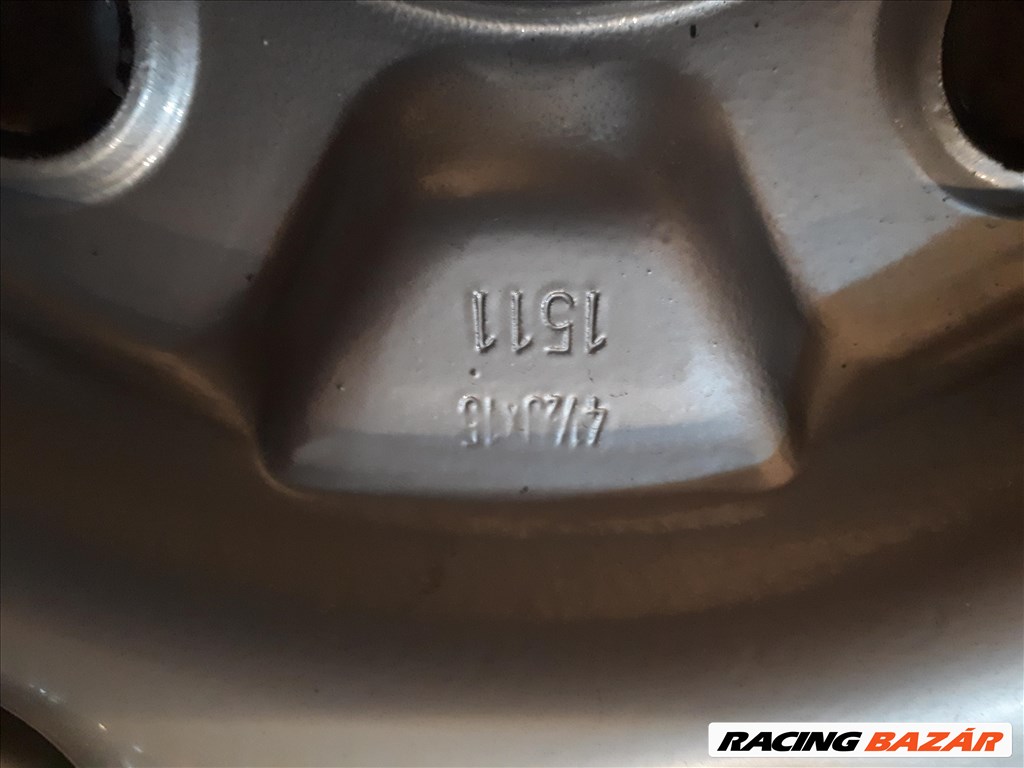  5x130 lyukosztású 4,5JJ 15" felújított lemezfelni 3. kép