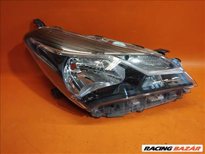 Toyota Yaris jobb halogén lámpa 14-től (M.25.522R)