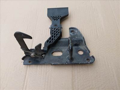 Seat Exeo-Audi A4 motorháztető zár felső 8E0823480F