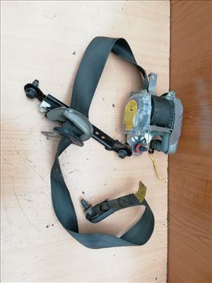 Hyundai I 30 2008-2012 5 ajtós jobb első biztonsági öv 88820-2L700WK