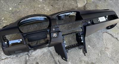 BMW 5-ös sorozat E60/E61 Bmw e60 e61 müszerfal gombos inditásuhoz