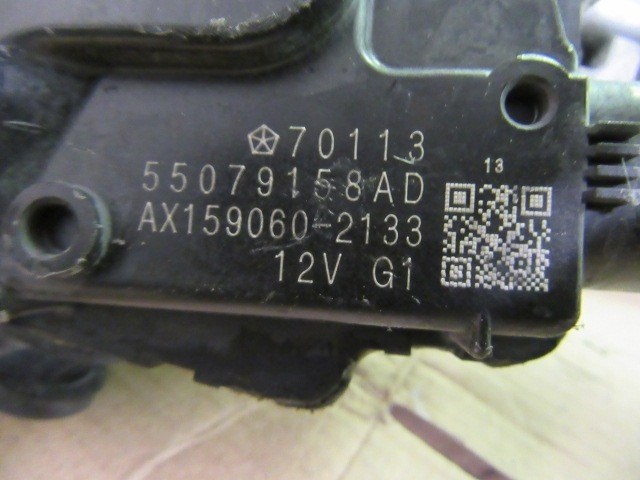 Jeep Cherokee 2011- ablaktörlő motor mechanikával k55079158ad 4. kép