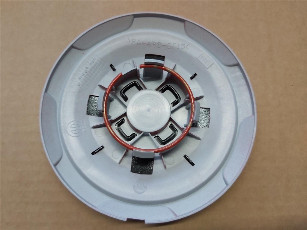 Abarth gyári új felni közép kupak 51820507 2. kép