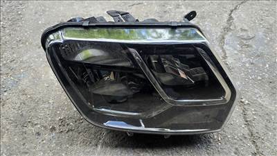 Dacia Duster II fekete hátteres jobb oldali fényszóró 260100156R