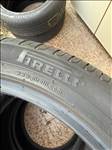 235/4520" újszerű Pirelli nyári gumi gumi